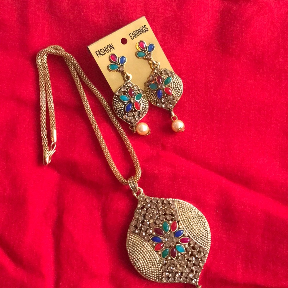 Indian Bollywood Punjabi jewelry necklace earrings